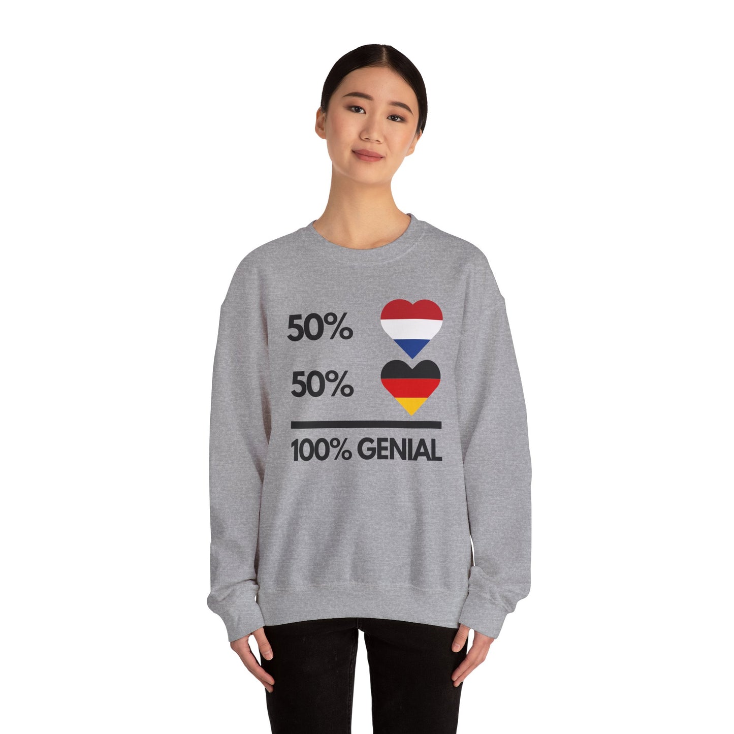 "50 % NL + 50 % DE = 100 % genial!“ Sweatshirt